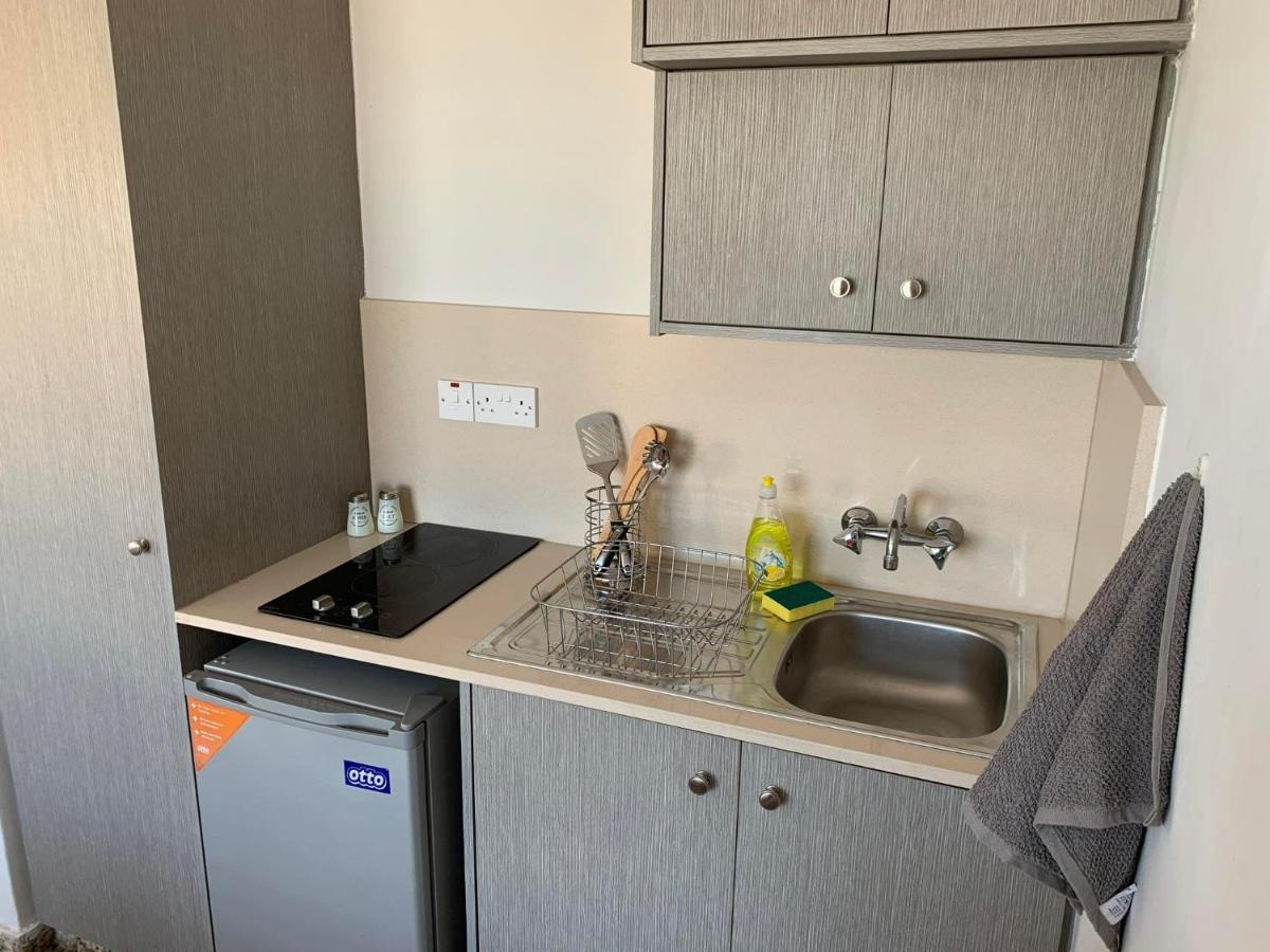 Pan Marie Apartments アヤナパ エクステリア 写真