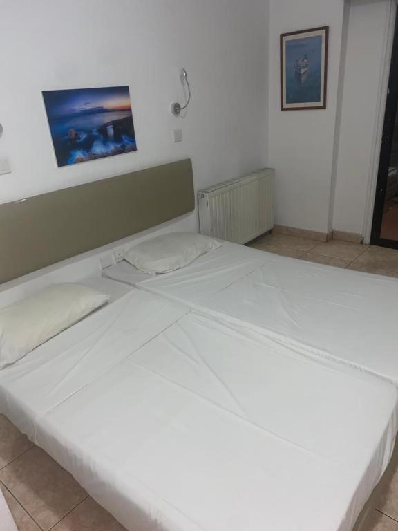 Pan Marie Apartments アヤナパ エクステリア 写真