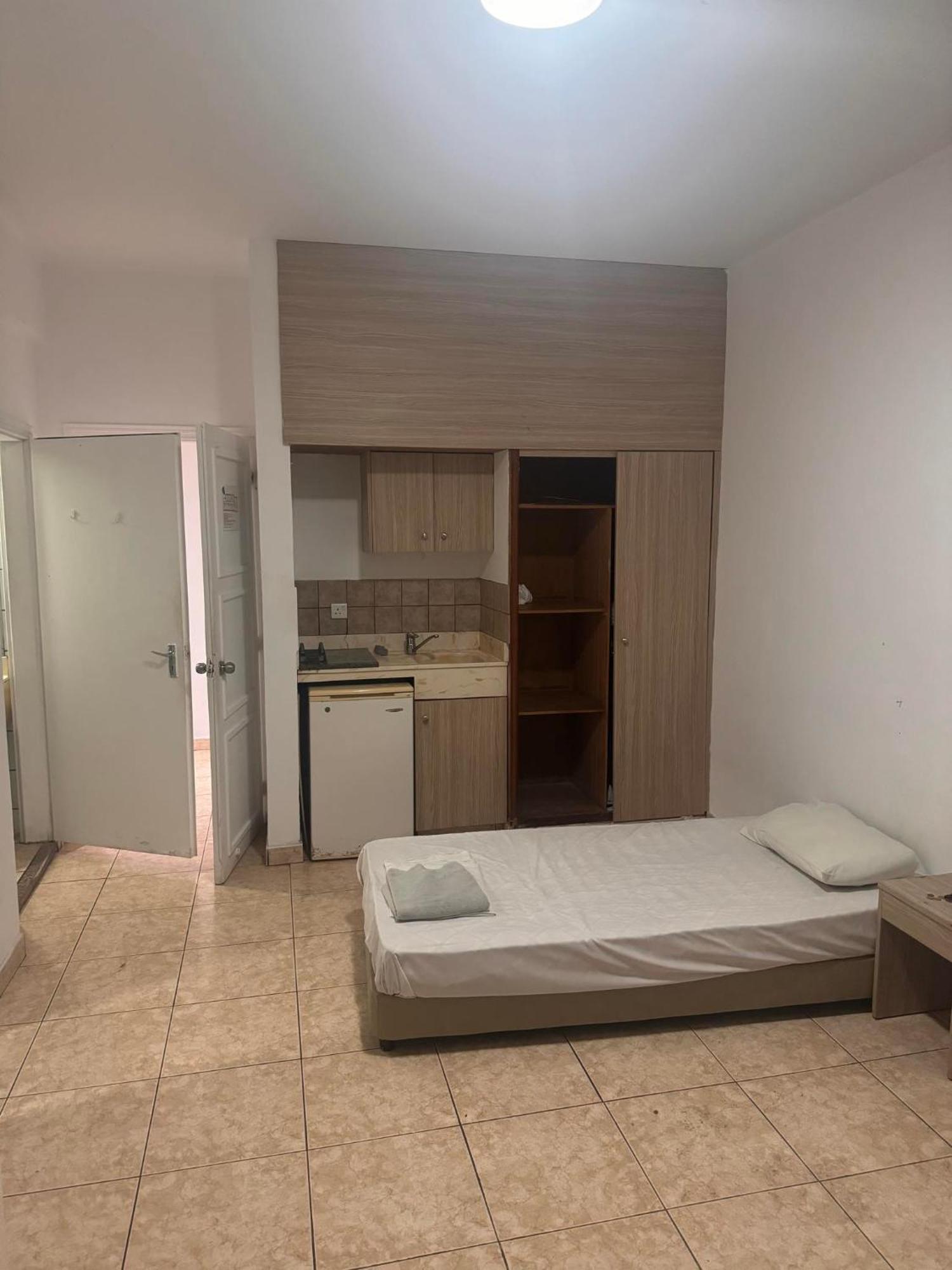 Pan Marie Apartments アヤナパ エクステリア 写真